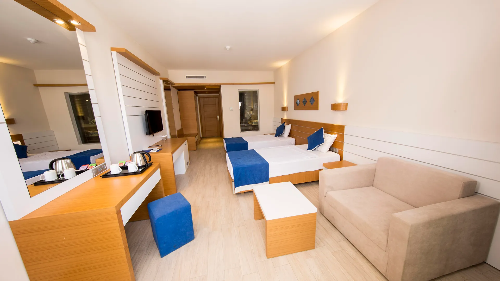 Jasmin Beach Hotel Gümbet 4*,