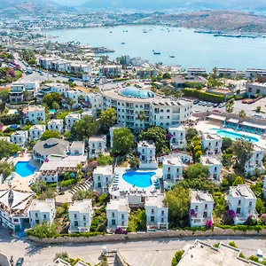 Riva Bodrum Resort- Adult Only +16 Гумбет