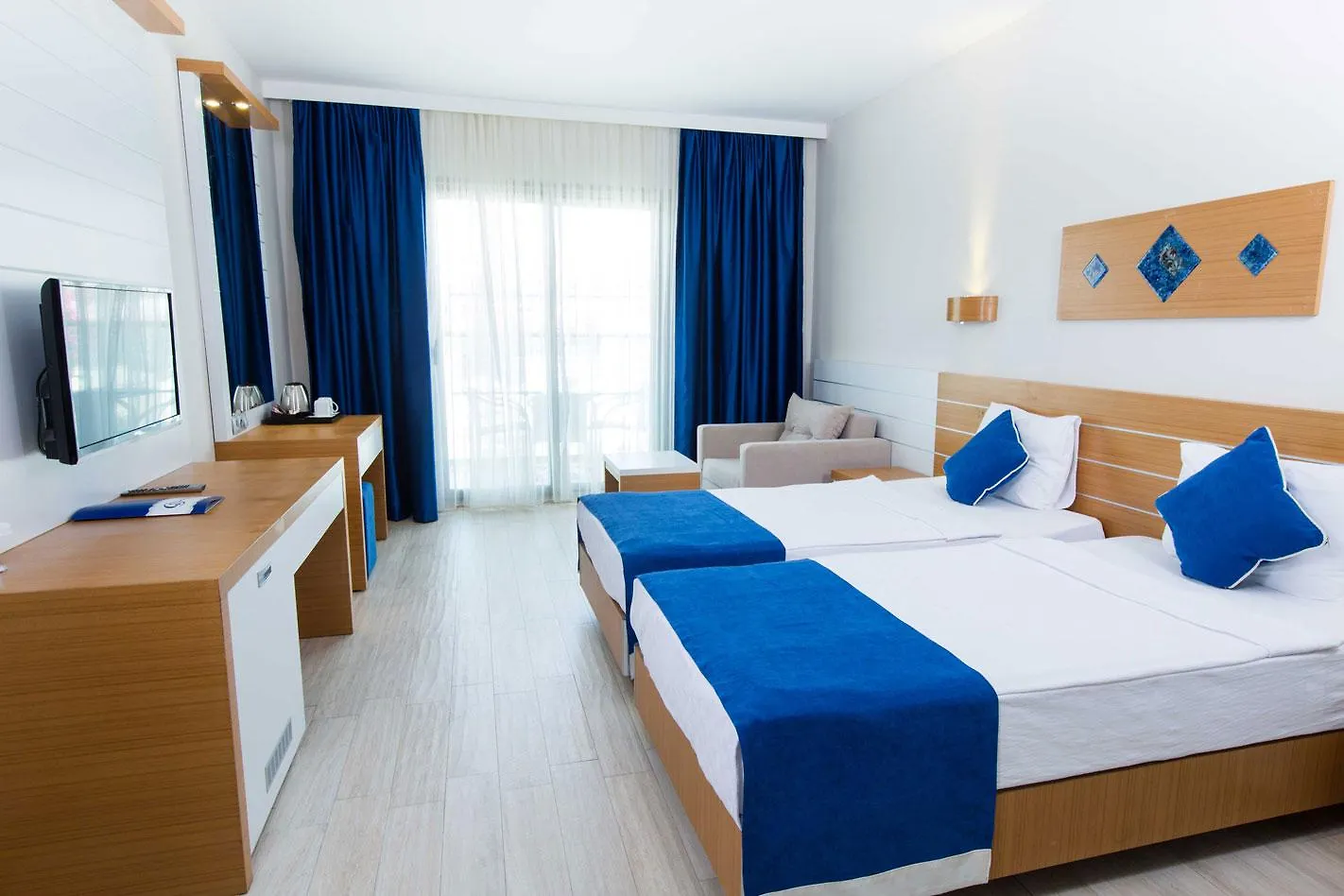 Jasmin Beach Hotel Gümbet 4*,